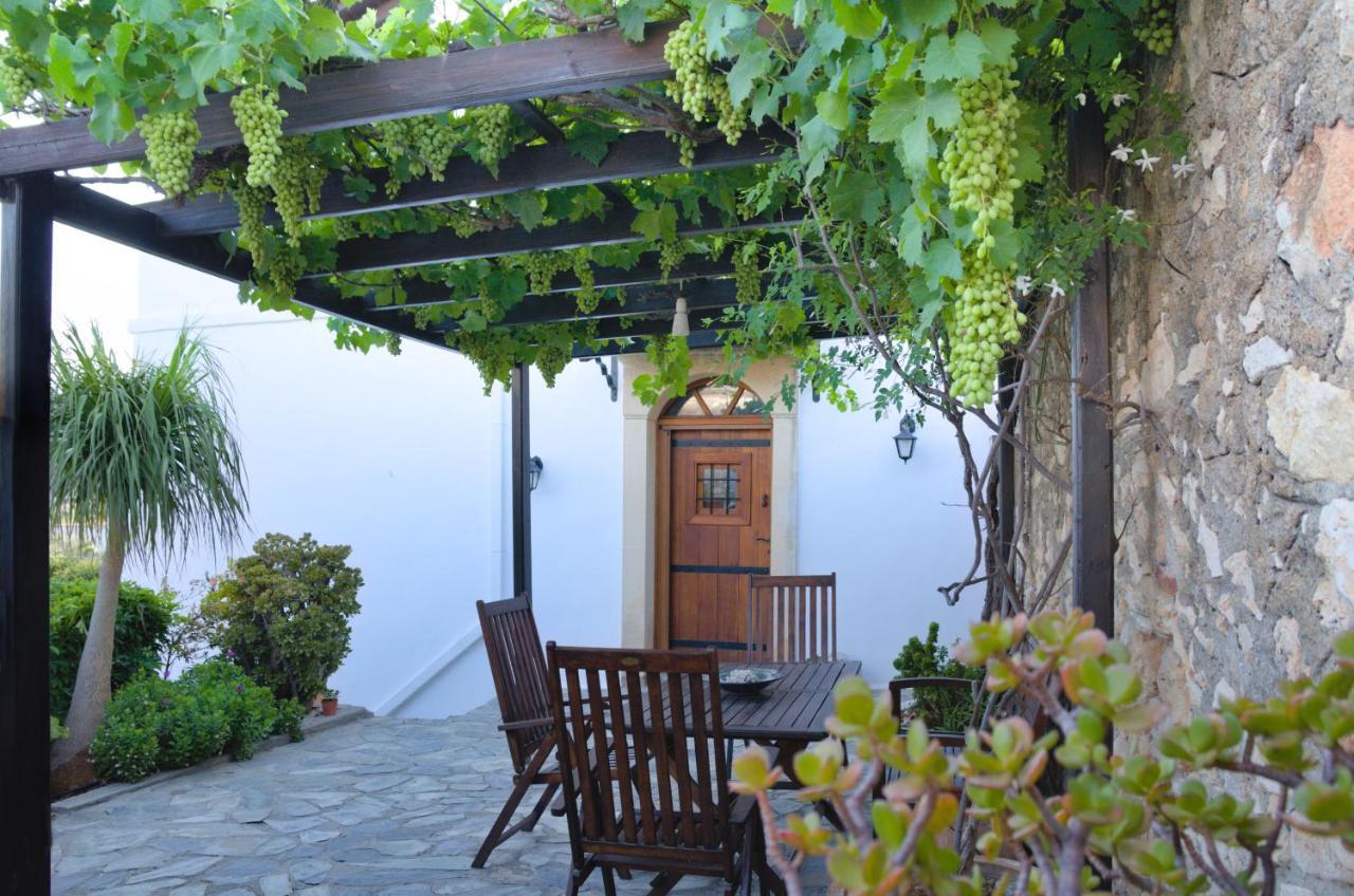 Villa Athina 메갈라크라피아 외부 사진