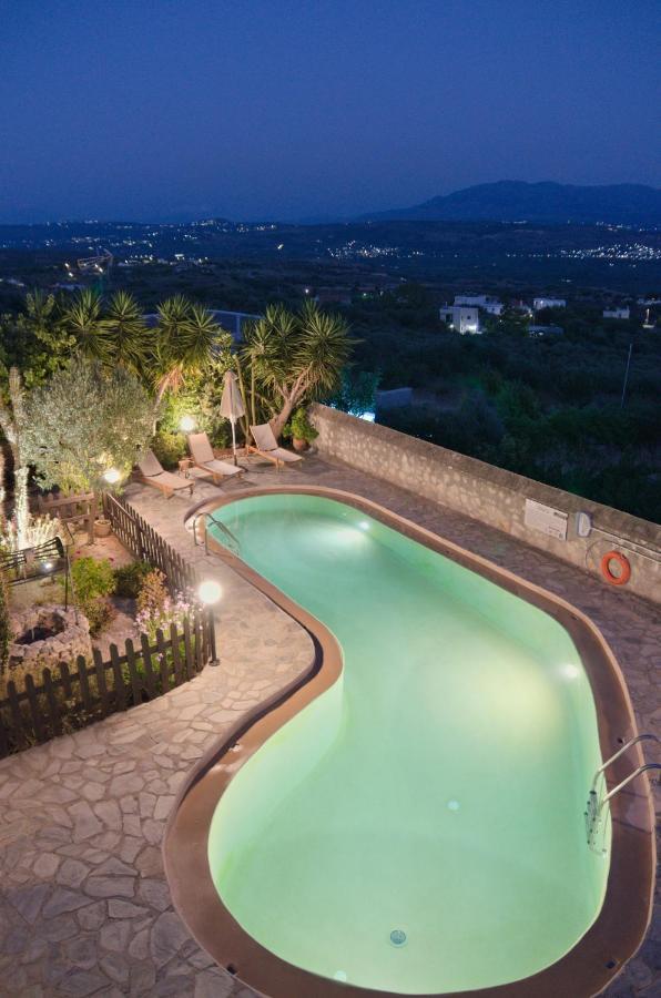 Villa Athina 메갈라크라피아 외부 사진